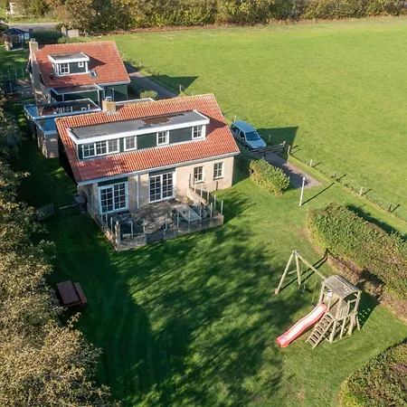 Villa Annabella 11 *